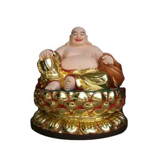 地鐵站內(nèi)雕塑被摸成“禿頂”，藝術(shù)欣賞應(yīng)用心！