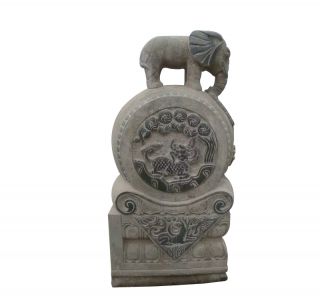 石雕大象安放在寺廟里的原因