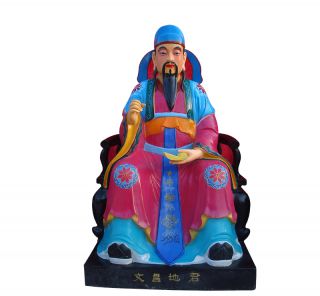 鑄銅雕塑和玻璃鋼雕塑的區(qū)別都有哪些？
