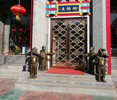 吹嗩吶酒店婚慶門(mén)口景觀銅雕擺件吹奏雕塑